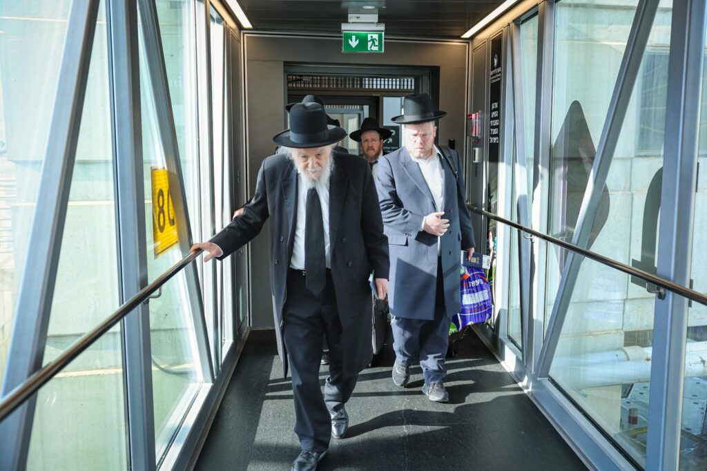 מרן הגרמ"ה הירש: "התיקון בעומר - לדאוג לתורה של השני"