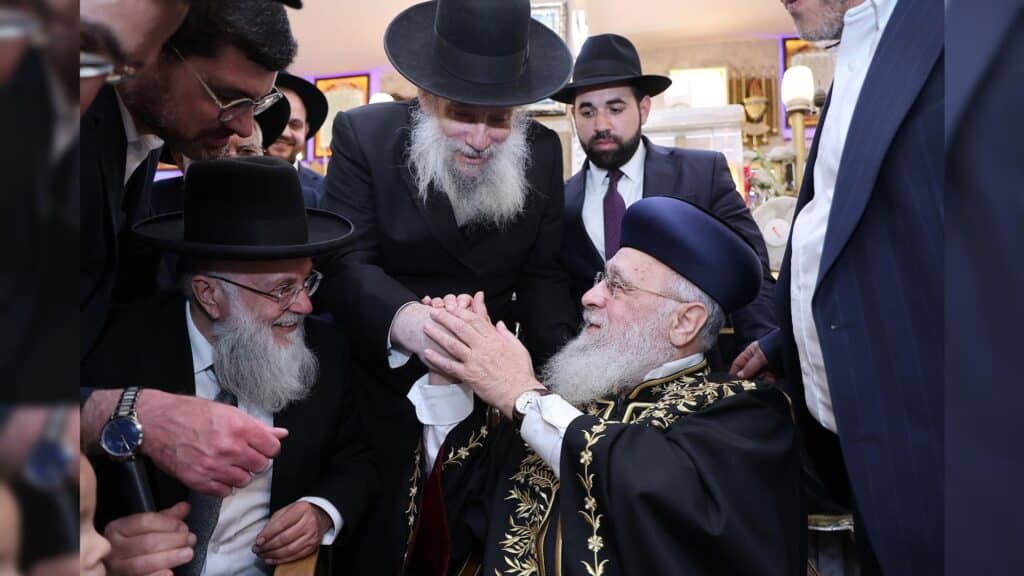 איצקוביץ': התפילה של המקובל והסודות החסויים של גפני