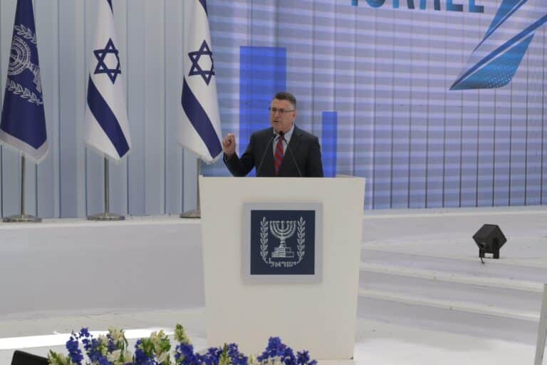 סער: אין לנו מחלוקות גדולות עם לבנון – חיזבאללה אוייב משותף