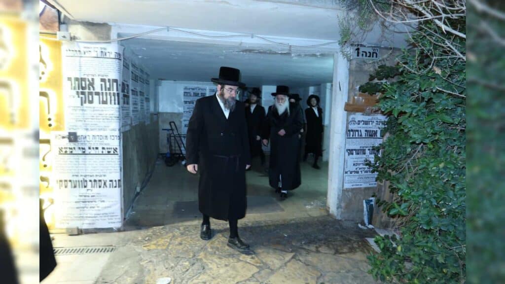 המשב"ק: זעקות בקרעסטיר, הבייסבול של רה"י והדינר שהסתבך