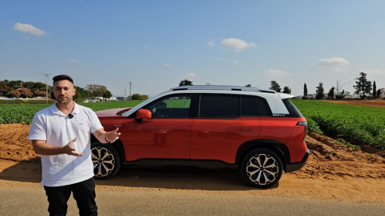 בלי חרדת טווח ועם מרחב ענק: AION V בנסיעת מבחן מצולמת