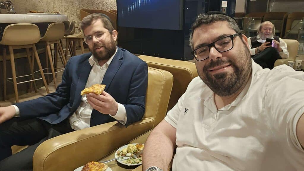 איצקוביץ': לקראת סולחה? הפגישה של ראש העיר עם הנכד