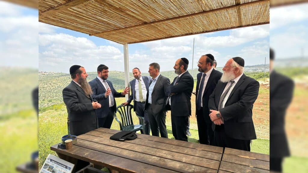 איצקוביץ': לקראת סולחה? הפגישה של ראש העיר עם הנכד