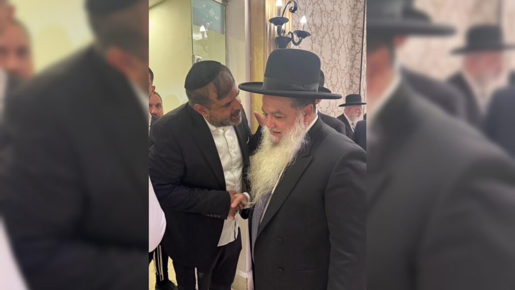 איצקוביץ': לקראת סולחה? הפגישה של ראש העיר עם הנכד