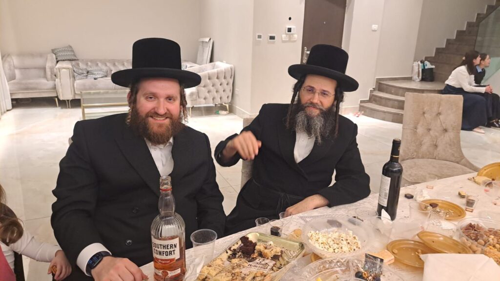 איצקוביץ': לקראת סולחה? הפגישה של ראש העיר עם הנכד