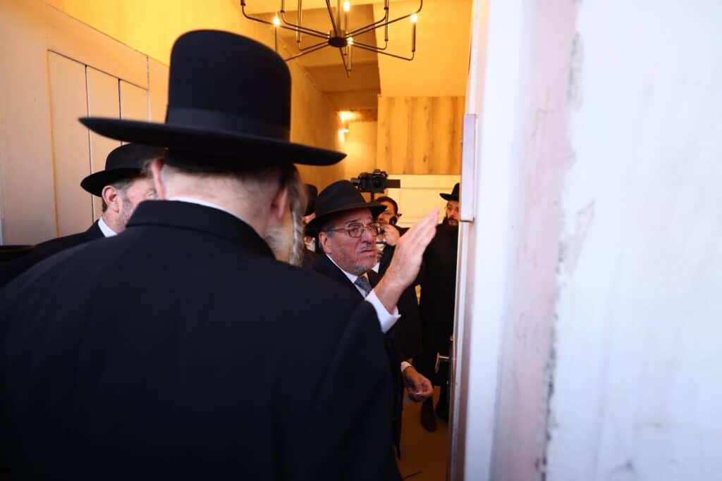 היסטוריה בגור: נגאלו דירות אדמו"רי שושלת גור בפולין