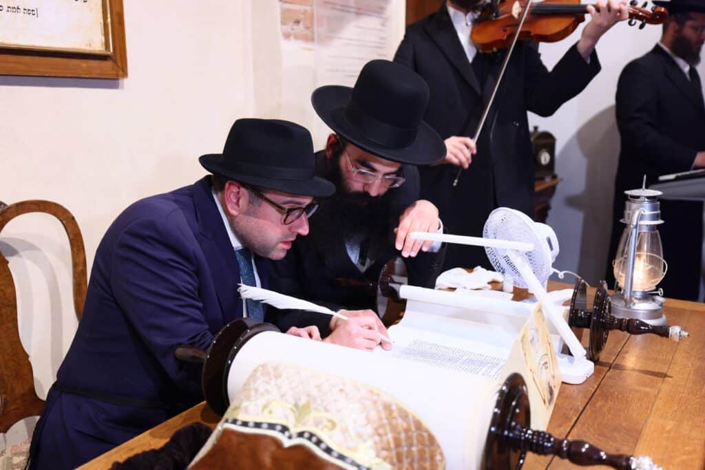 היסטוריה בגור: נגאלו דירות אדמו"רי שושלת גור בפולין