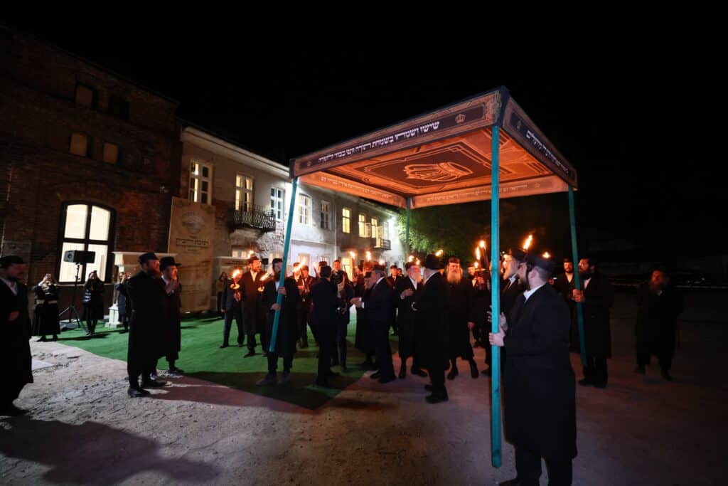 היסטוריה בגור: נגאלו דירות אדמו"רי שושלת גור בפולין