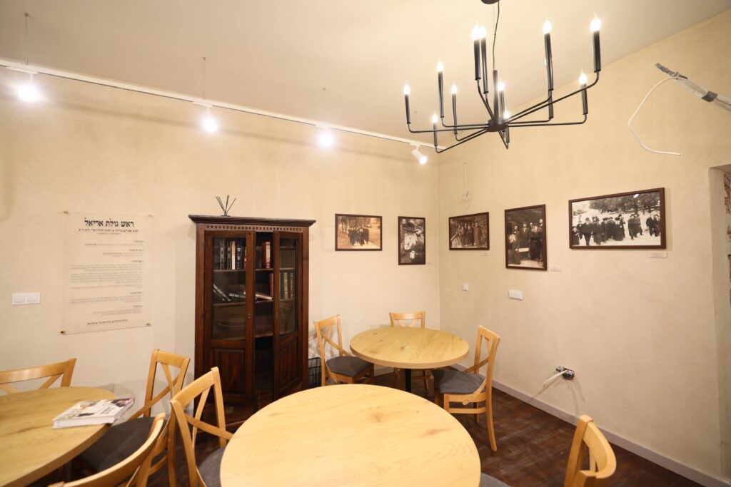 היסטוריה בגור: נגאלו דירות אדמו"רי שושלת גור בפולין