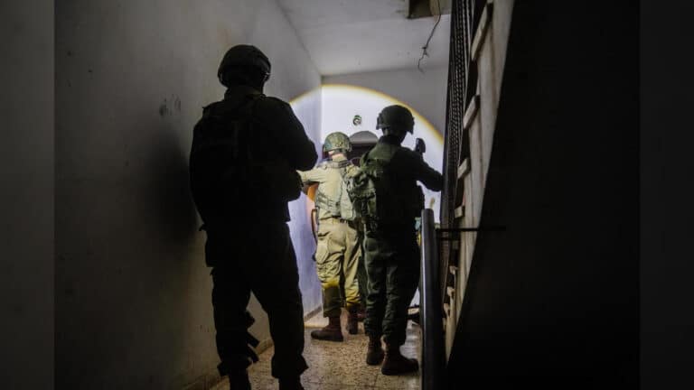 פשיטה עוצמתית של צה"ל נגד כפרי הטרור