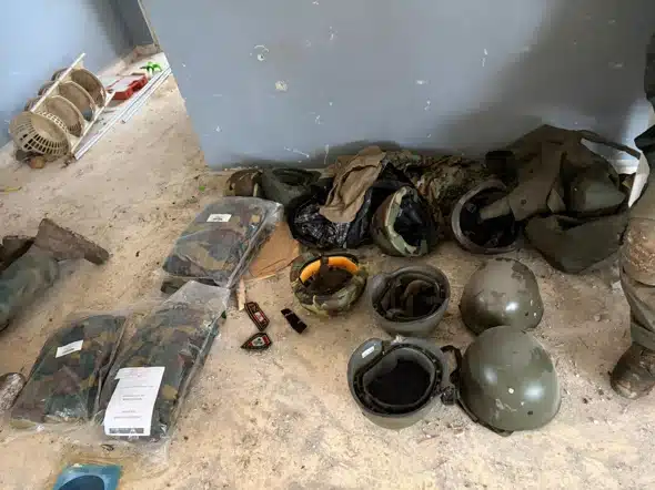 חבילות מאיראן ומדריכי רקטות אותרו בבית ספר בלבנון