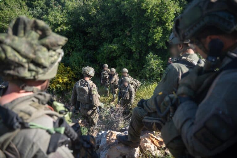 האלפיניסטים השמידו עמדות שיגור של חיזבאללה בהר דב