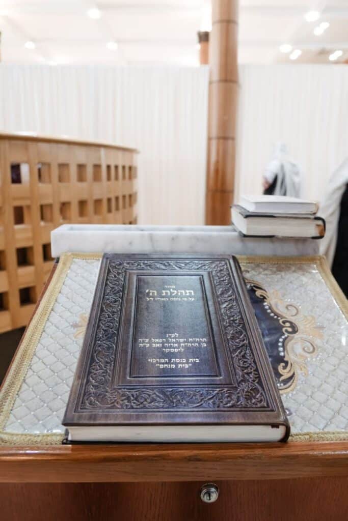 אלפים הסבו בלילי הסדר המפוארים במוסקבה