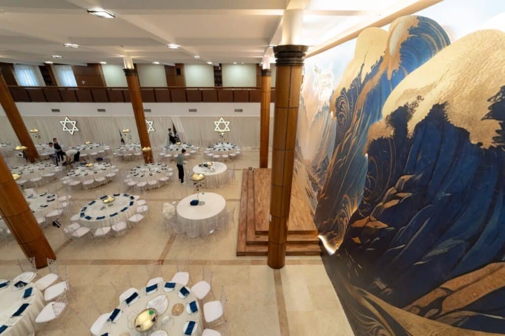 אלפים הסבו בלילי הסדר המפוארים במוסקבה