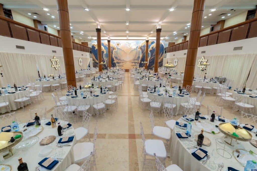 אלפים הסבו בלילי הסדר המפוארים במוסקבה