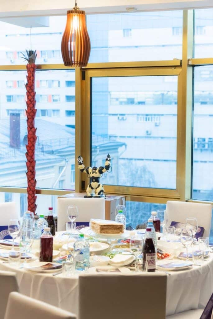 אלפים הסבו בלילי הסדר המפוארים במוסקבה