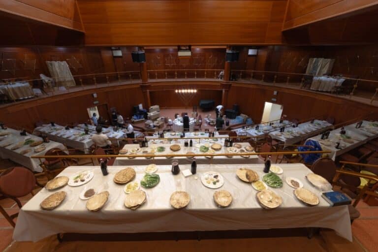 אלפים הסבו בלילי הסדר המפוארים במוסקבה