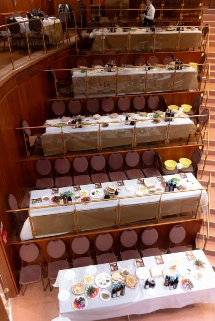 אלפים הסבו בלילי הסדר המפוארים במוסקבה