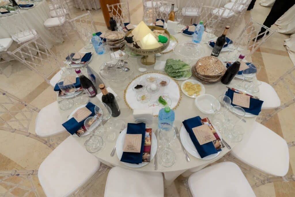 אלפים הסבו בלילי הסדר המפוארים במוסקבה