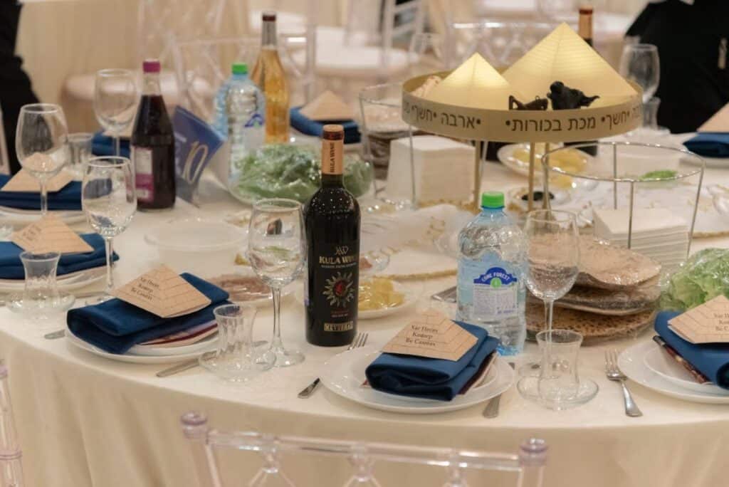 אלפים הסבו בלילי הסדר המפוארים במוסקבה