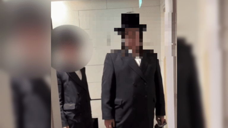 כתבת חדשות 12 תיעדה את עצמה לועגת לבחורים שאספו צדקה