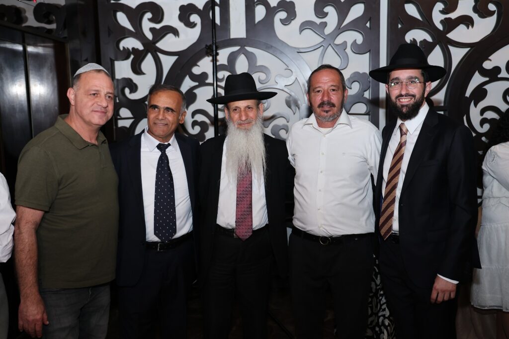 נער בר המצווה הפתיע בדרשה על אילון מאסק והמאדים