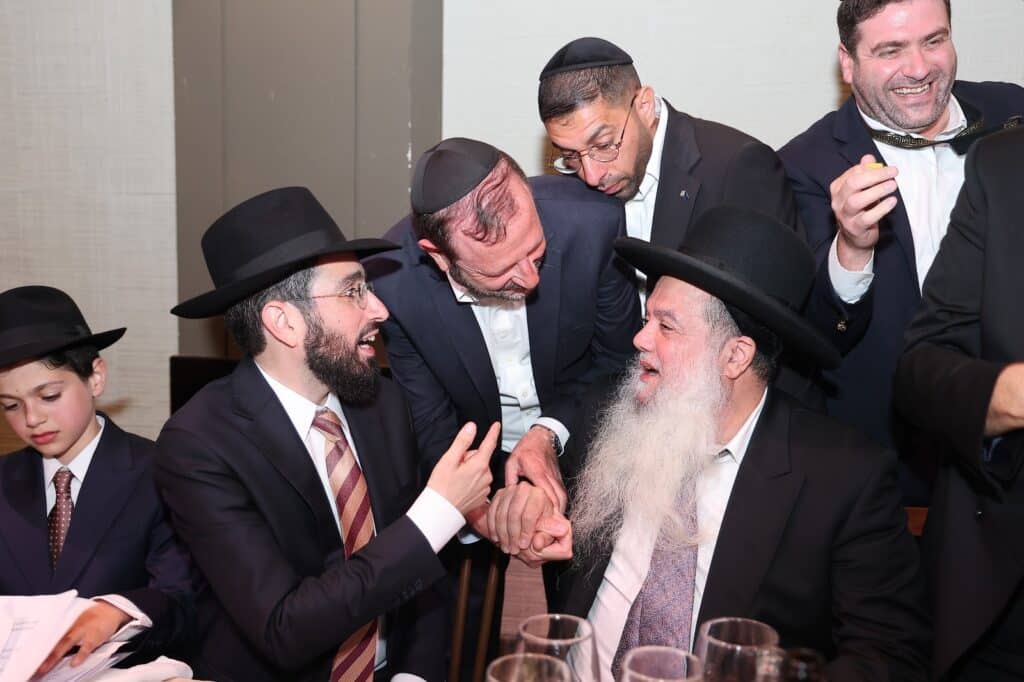 נער בר המצווה הפתיע בדרשה על אילון מאסק והמאדים