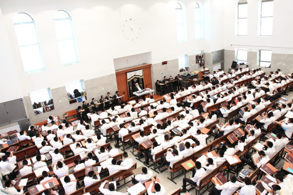 "כמו ללכת לכנסייה": המתקפה החריפה של הגר"ח פיינשטיין