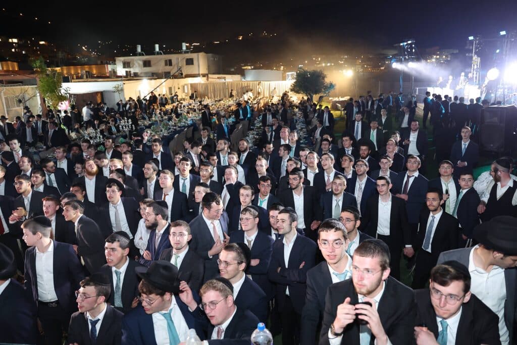 הכנסת ספר תורה והנחת אבן הפינה לקריית התורה "מגדל עוז"