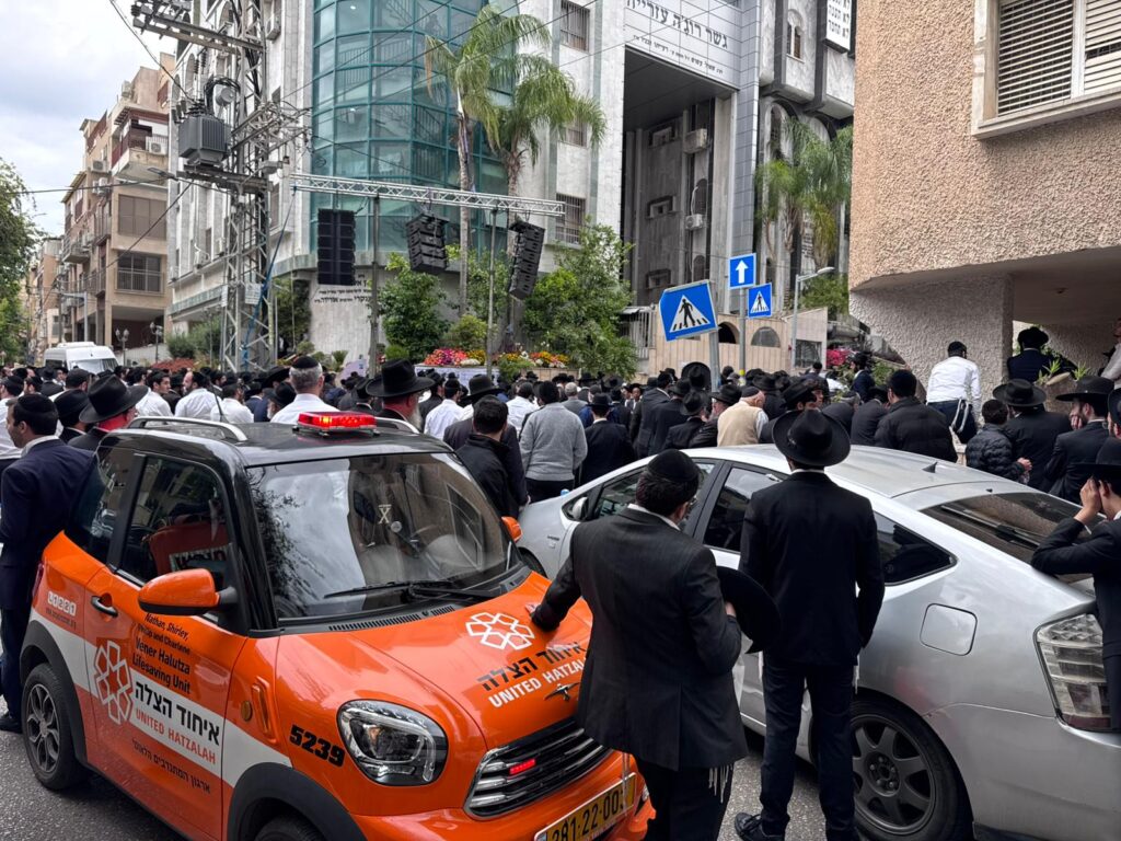 אלפים ליוו למנוחות את הפוסק השקדן; הראשונים לציון ספדו