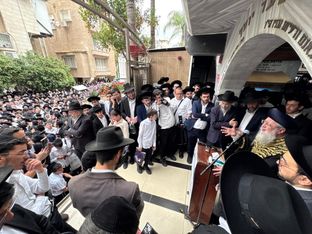 אלפים ליוו למנוחות את הפוסק השקדן; הראשונים לציון ספדו