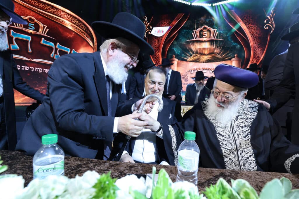 מיליונים חולקו בבנייני האומה: המעמד של עולם התורה הבוכרי