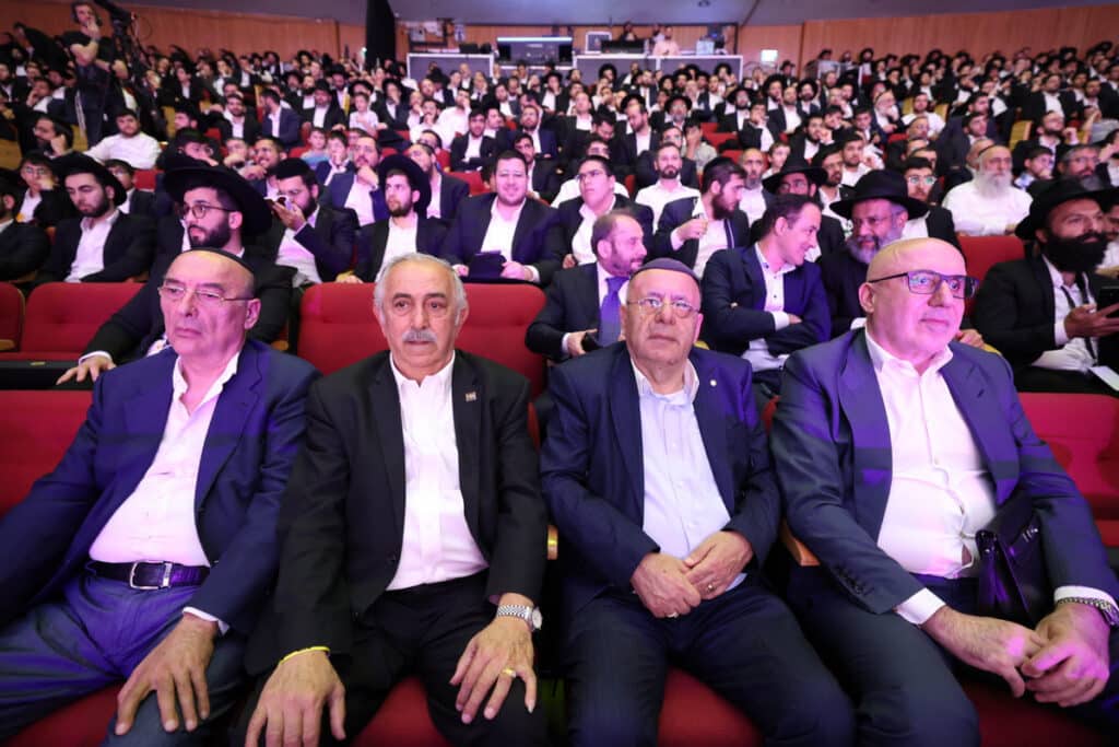 מיליונים חולקו בבנייני האומה: המעמד של עולם התורה הבוכרי