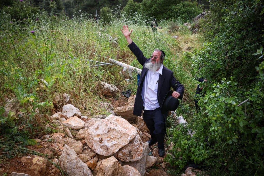 תיעוד: כך נראה מסע הרבבות לעבר ציון הרשב"י במירון