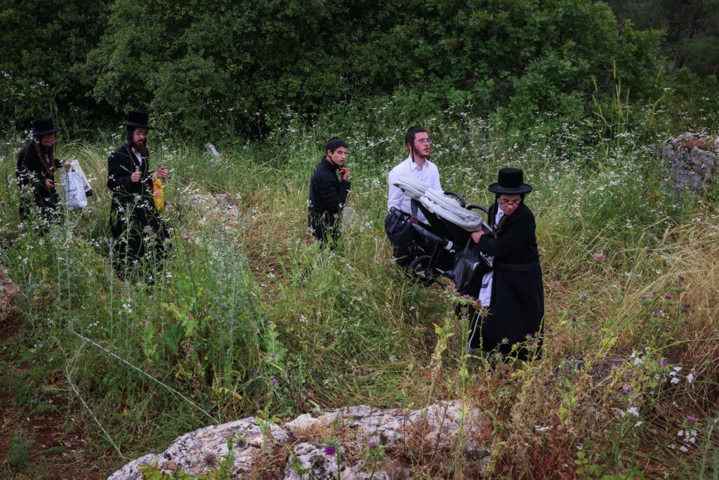 תיעוד: כך נראה מסע הרבבות לעבר ציון הרשב"י במירון