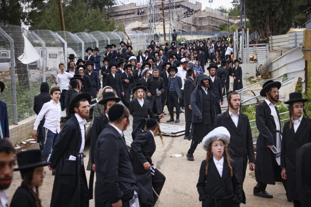 תיעוד: כך נראה מסע הרבבות לעבר ציון הרשב"י במירון