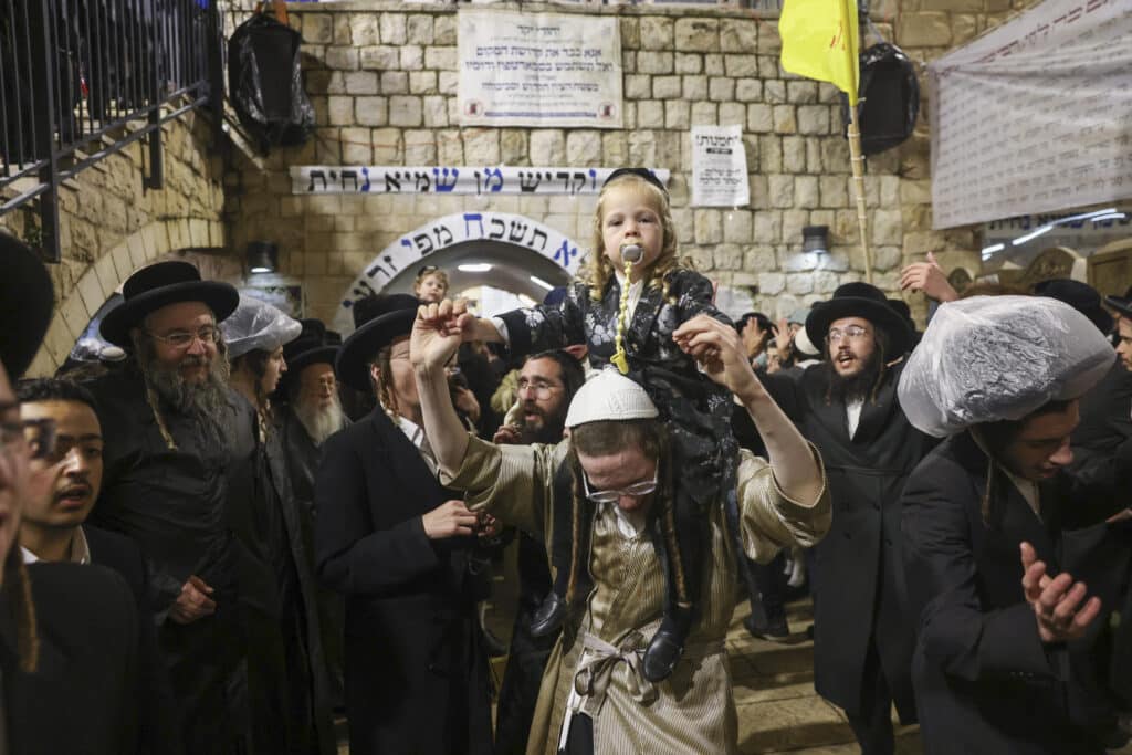 תיעוד: כך נראה מסע הרבבות לעבר ציון הרשב"י במירון