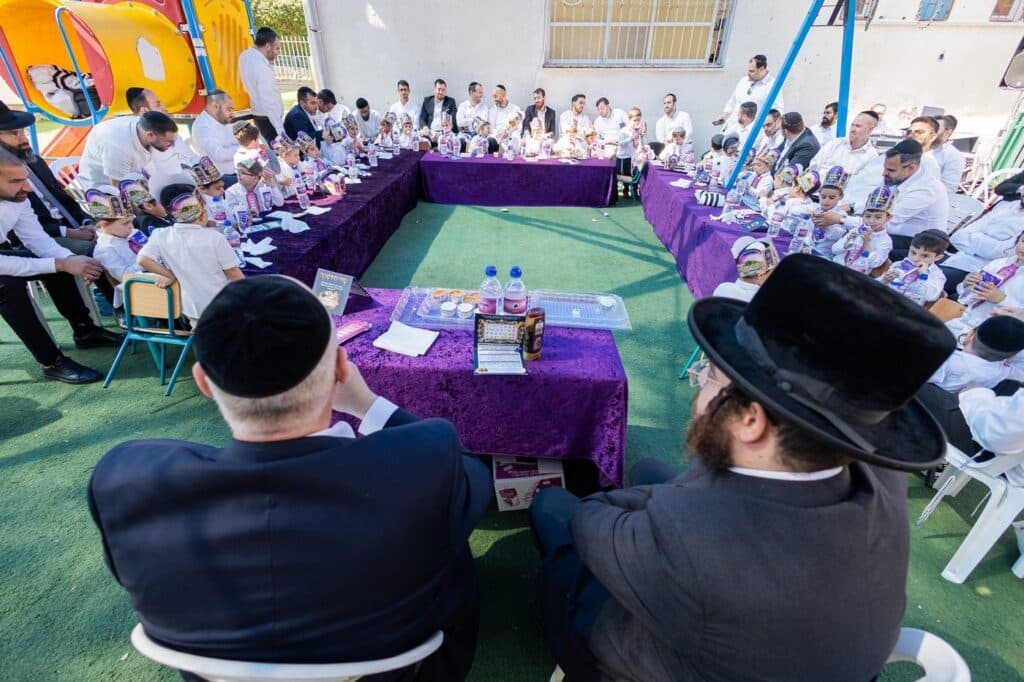 בקריית אתא חגגו את תחילת לימוד האותיות בגני הילדים