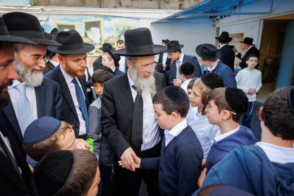 מסע "קרן עולם התורה" נפתח: גדולי ישראל נחתו בסאו פאולו