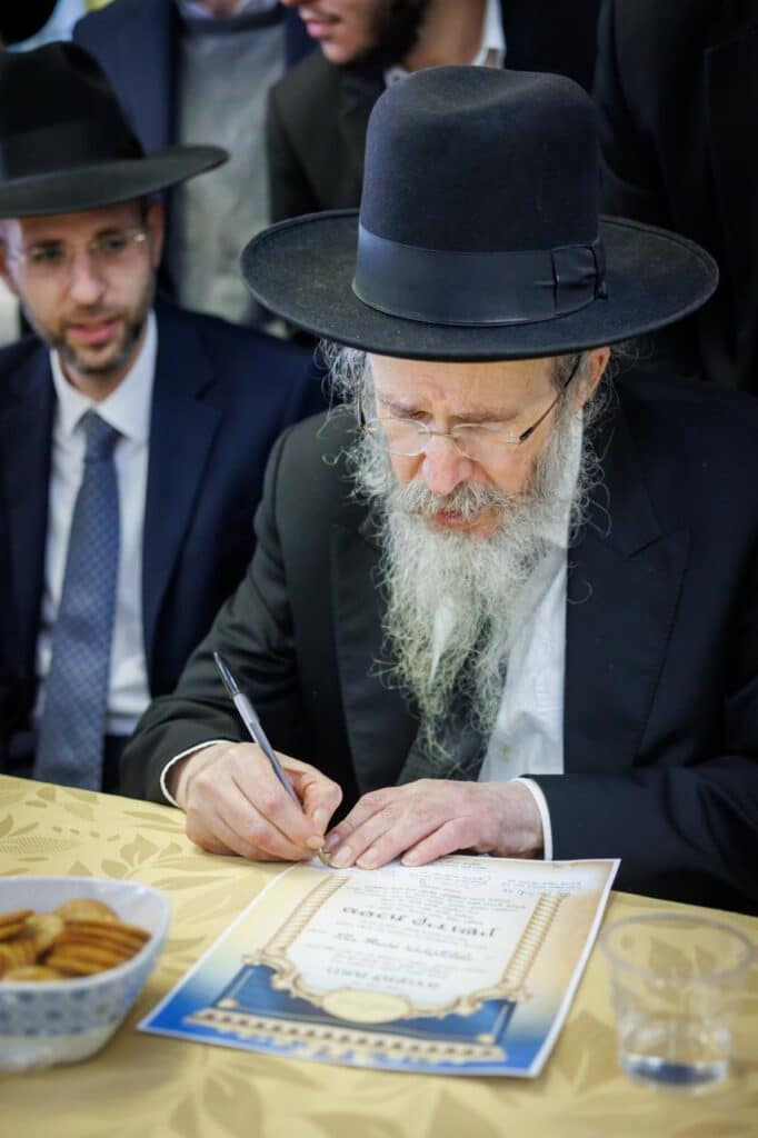 מסע "קרן עולם התורה" נפתח: גדולי ישראל נחתו בסאו פאולו