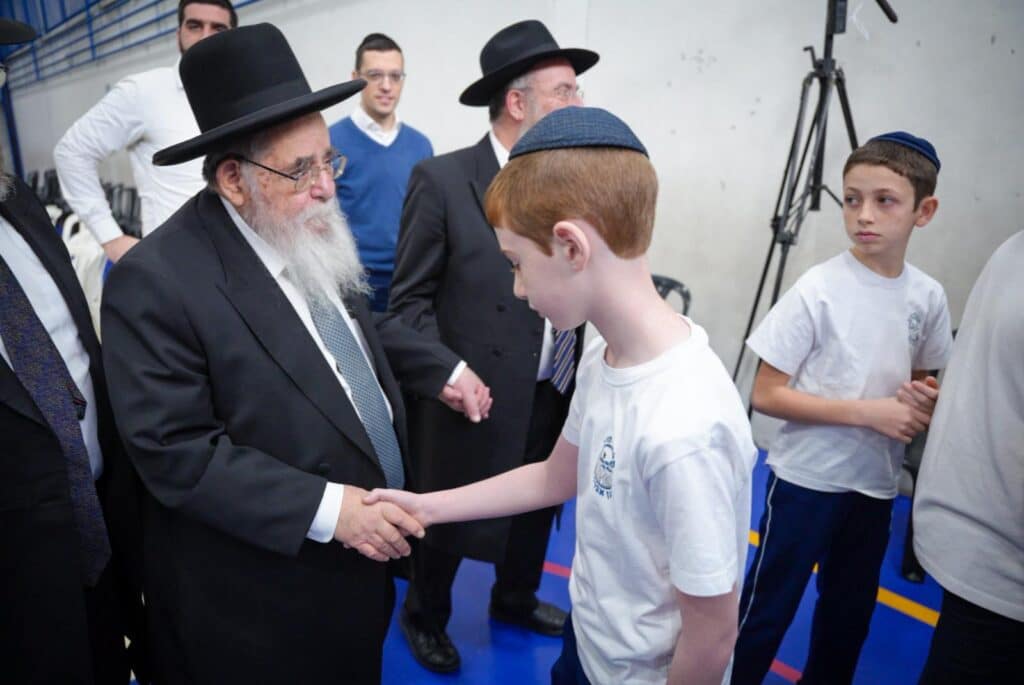 מסע "קרן עולם התורה" נפתח: גדולי ישראל נחתו בסאו פאולו