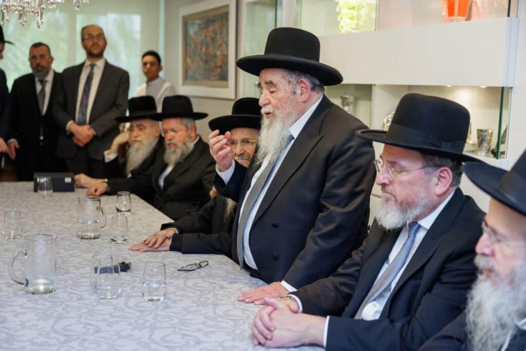 מסע "קרן עולם התורה" נפתח: גדולי ישראל נחתו בסאו פאולו