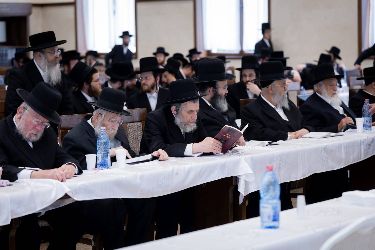 המסע לאירופה: האדמו"ר מסאטמר הגיע לסיגעט שברומניה