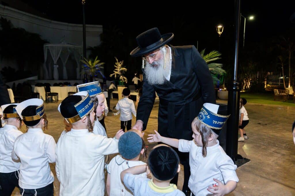 גלריה: החסידות הקנאית מירושלים חגגו בגן האירועים בטבריה
