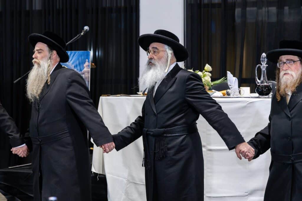 גלריה: החסידות הקנאית מירושלים חגגו בגן האירועים בטבריה