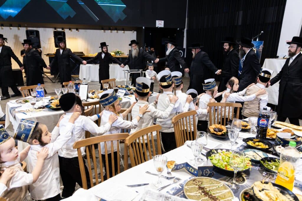 גלריה: החסידות הקנאית מירושלים חגגו בגן האירועים בטבריה