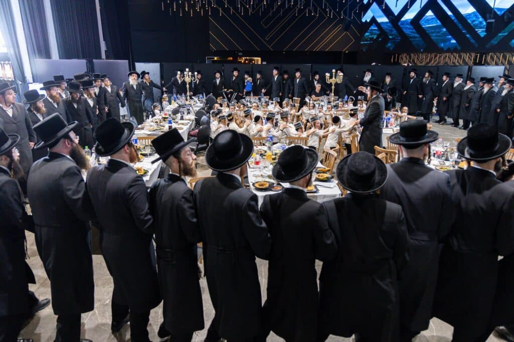 גלריה: החסידות הקנאית מירושלים חגגו בגן האירועים בטבריה