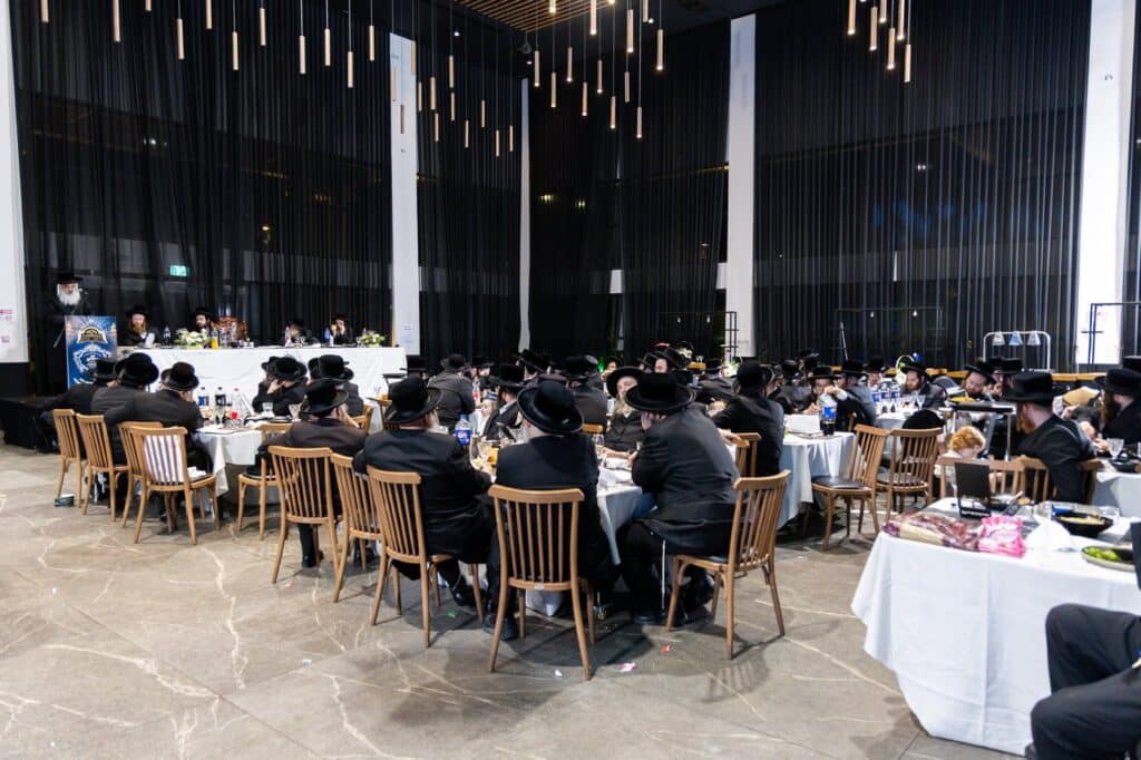גלריה: החסידות הקנאית מירושלים חגגו בגן האירועים בטבריה