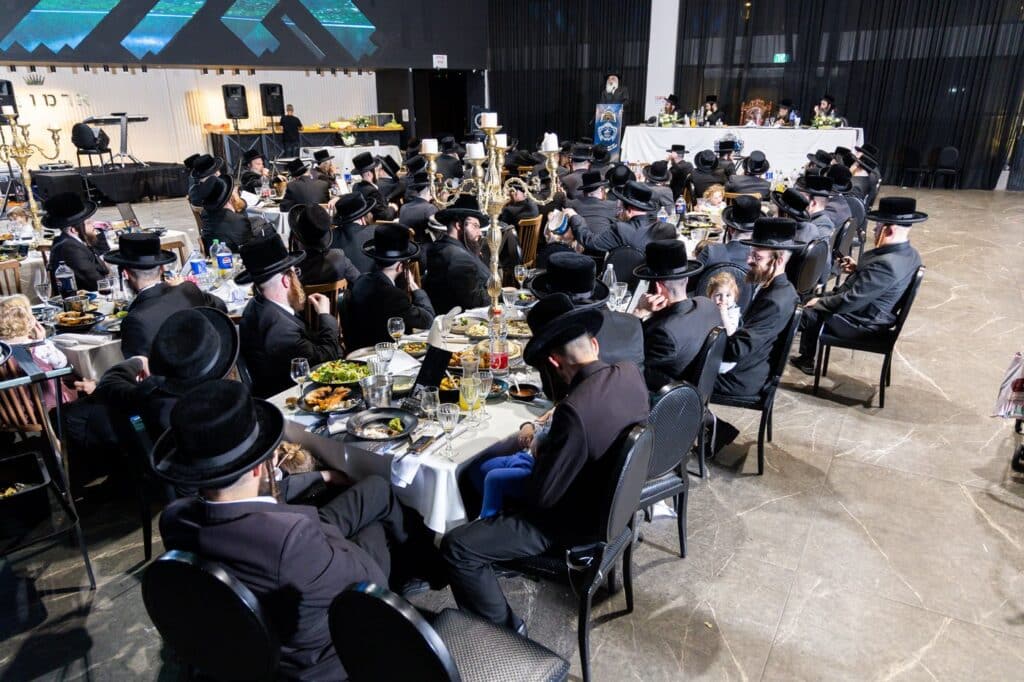 גלריה: החסידות הקנאית מירושלים חגגו בגן האירועים בטבריה
