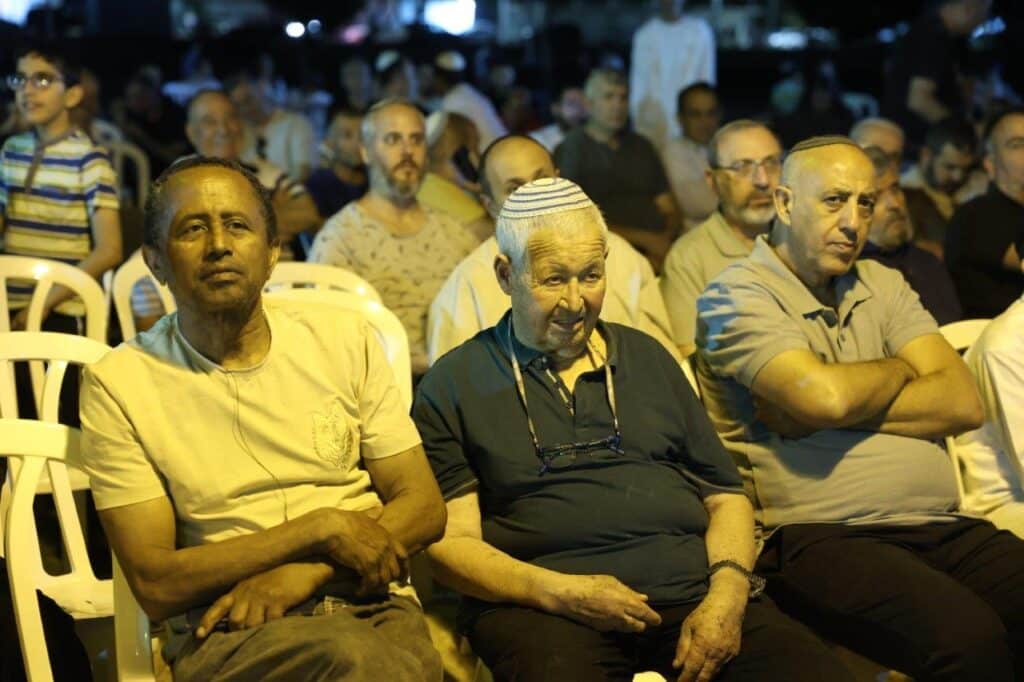 26 כהנים וחמור אחד: כך חגגו במושב ברכיה את המצווה הנדירה